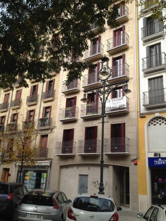 Pension Sarasate Pamplona Eksteriør billede